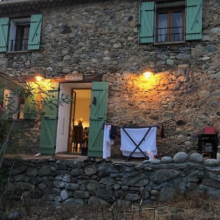 A Casetta d’Hélène et Jeanette Omessa Exterior foto